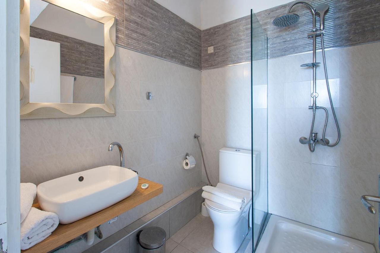 Angelos Studios Vromolimnos Habitación foto